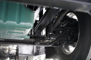 ���ӥ; ͷ�Ȳ� 15.6L LNG 660���� 6X4 һ�����12�� AMT�Զ��� ǣ����ͼƬ