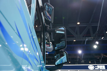 ���ӥ�� 13.2L LNG 530���� 6X4 һ�����12�� ǣ����ͼƬ
