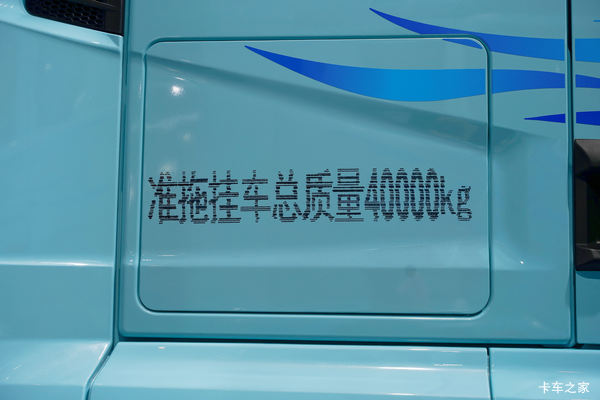 无锡市鹰驰牵引车系列，打折优惠，降3万，赶快抢购！