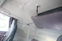 青岛解放鹰途 头等舱 13.2L柴油 640马力 6X4 一汽解放12档 AMT自动档 牵引车 青岛解放鹰途 头等舱 13.2L柴油 640马力 6X4 一汽解放12档 AMT自动档 牵引车