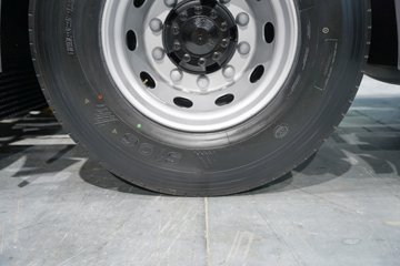 �ൺ���ӥ; ͷ�Ȳ� 13.2L���� 640���� 6X4 һ�����12�� AMT�Զ��� ǣ����ͼƬ