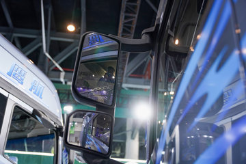 ���ӥ�� 7.8L���� 320���� 4X2 һ�����8�� 9.7����ʽ�ػ���ͼƬ
