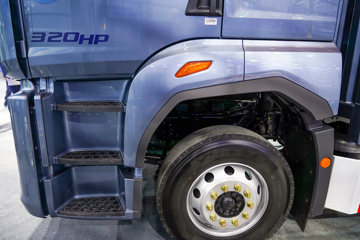 ���ӥ�� 7.8L���� 320���� 4X2 һ�����8�� 9.7����ʽ�ػ���ͼƬ