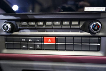 ���ӥ�� 7.8L���� 320���� 4X2 һ�����8�� 9.7����ʽ�ػ���ͼƬ
