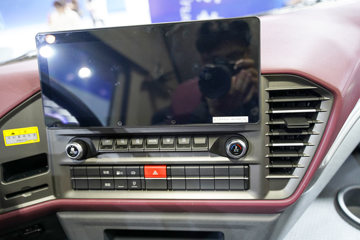 ���ӥ�� 7.8L���� 320���� 4X2 һ�����8�� 9.7����ʽ�ػ���ͼƬ