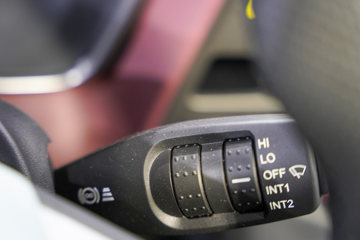 ���ӥ�� 7.8L���� 320���� 4X2 һ�����8�� 9.7����ʽ�ػ���ͼƬ