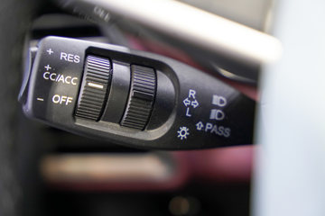 ���ӥ�� 7.8L���� 320���� 4X2 һ�����8�� 9.7����ʽ�ػ���ͼƬ