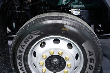 ���ӥ�� 7.8L���� 320���� 4X2 һ�����8�� 9.7����ʽ�ػ���ͼƬ