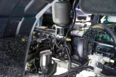 解放鹰驰 7.8L柴油 320马力 4X2 一汽解放8档 9.7米厢式载货车