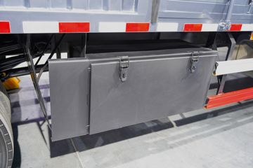 ���ӥ�� 7.8L���� 320���� 4X2 һ�����8�� 9.7����ʽ�ػ���ͼƬ