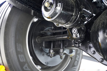 ���ӥ�� 7.8L���� 320���� 4X2 һ�����8�� 9.7����ʽ�ػ���ͼƬ
