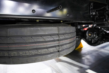 ���ӥ�� 7.8L���� 320���� 4X2 һ�����8�� 9.7����ʽ�ػ���ͼƬ