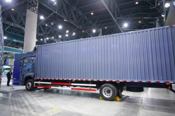���ӥ�� 7.8L���� 320���� 4X2 һ�����8�� 9.7����ʽ�ػ���ͼƬ