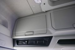 青岛解放鹰途 商务舱 13.2L柴油 620马力 8X4 一汽解放12档 AMT自动档 9.4米仓栅式载货车 青岛解放鹰途 商务舱 13.2L柴油 620马力 8X4 一汽解放12档 AMT自动档 9.4米仓栅式载货车