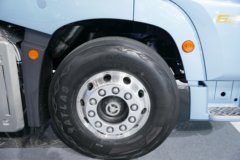 青岛解放鹰途 商务舱 13.2L柴油 620马力 8X4 一汽解放12档 AMT自动档 9.4米仓栅式载货车 青岛解放鹰途 商务舱 13.2L柴油 620马力 8X4 一汽解放12档 AMT自动档 9.4米仓栅式载货车