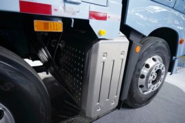 鹰途&nbsp;载货车底盘                                                图片