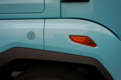 解放鹰驰 6X4 纯电动牵引车 宁德时代400kWh