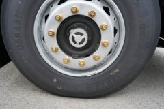 解放鹰驰 6X4 纯电动牵引车 宁德时代400kWh