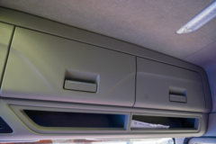 解放鹰驰 6X4 换电式纯电动牵引车 宁德时代400.61kWh