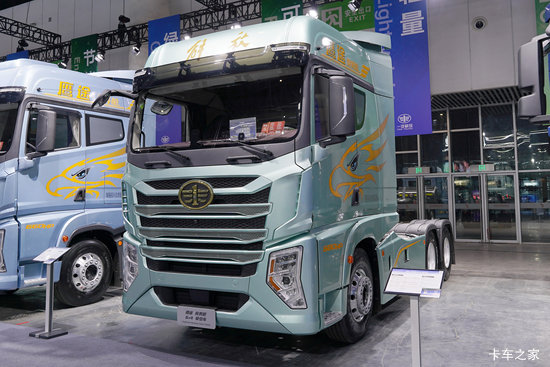 �ൺ���ӥ; ����� ���� 680���� 6X4 һ�����12�� AMT�Զ��� ǣ����