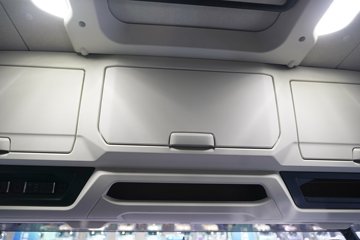 �ൺ���ӥ; ����� ���� 680���� 6X4 һ�����12�� AMT�Զ��� ǣ����ͼƬ