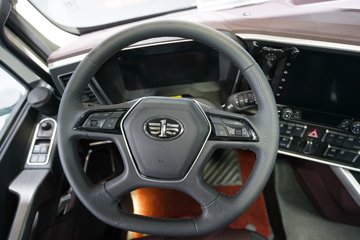 �ൺ���ӥ; ����� ���� 680���� 6X4 һ�����12�� AMT�Զ��� ǣ����ͼƬ