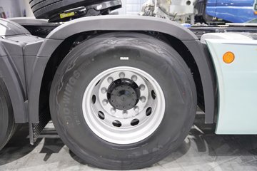 �ൺ���ӥ; ����� ���� 680���� 6X4 һ�����12�� AMT�Զ��� ǣ����ͼƬ
