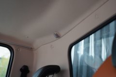 陕汽商用车 德龙G300 Pro 2.5L柴油 170马力 法士特6档 气刹 4.18米单排厢式轻卡