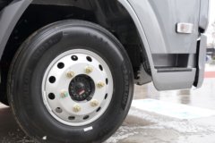 陕汽商用车 德龙G300 Pro 2.5L柴油 170马力 法士特6档 气刹 4.18米单排厢式轻卡