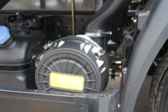 陕汽商用车 德龙G300 Pro 2.5L柴油 170马力 法士特6档 气刹 4.18米单排厢式轻卡