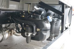 陕汽商用车 德龙G300 Pro 2.5L柴油 170马力 法士特6档 气刹 4.18米单排厢式轻卡