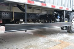 陕汽商用车 德龙G300 Pro 2.5L柴油 170马力 法士特6档 气刹 4.18米单排厢式轻卡