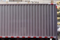 陕汽商用车 德龙G300 Pro 2.5L柴油 170马力 法士特6档 气刹 4.18米单排厢式轻卡