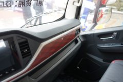 陕汽商用车 德龙G300 2.5L柴油 180马力 法士特8档 气刹 4.18米单排栏板轻卡