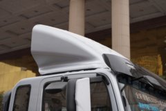 陕汽商用车 德龙G300 Pro 2.5L柴油 180马力 法士特8档 气刹 4.18米单排栏板轻卡