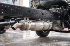 陕汽商用车 德龙G300 Pro 2.5L柴油 180马力 法士特8档 气刹 4.18米单排栏板轻卡