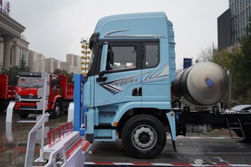�������ó� ����Q500 14.8L LNG 560���� 6X4 ��ʿ��16�� AMT�Զ��� ǣ����ͼƬ