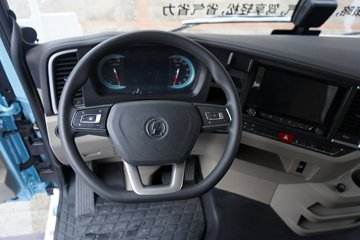 �������ó� ����Q500 14.8L LNG 560���� 6X4 ��ʿ��16�� AMT�Զ��� ǣ����ͼƬ