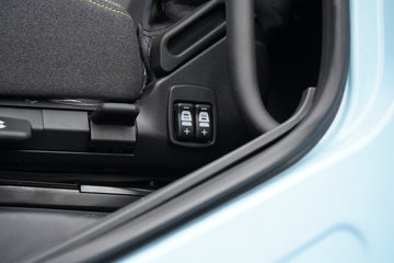 �������ó� ����Q500 14.8L LNG 560���� 6X4 ��ʿ��16�� AMT�Զ��� ǣ����ͼƬ