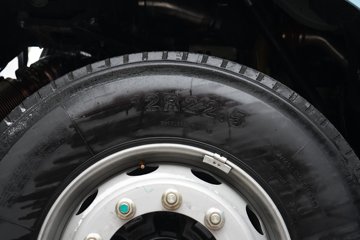 �������ó� ����Q500 14.8L LNG 560���� 6X4 ��ʿ��16�� AMT�Զ��� ǣ����ͼƬ