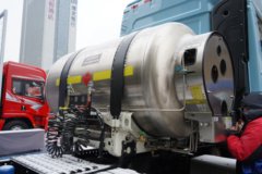 陕汽商用车 德御Q500 14.8L LNG 560马力 6X4 法士特16档 AMT自动档 牵引车