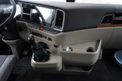 陕汽商用车 德御Q500 14.8L LNG 560马力 6X4 法士特12档 红色 牵引车 陕汽商用车 德御Q500 14.8L LNG 560马力 6X4 法士特12档 红色 牵引车