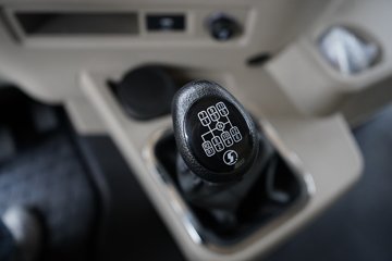 �������ó� ����Q500 14.8L LNG 560���� 6X4 ��ʿ��12�� ��ɫ ǣ����ͼƬ