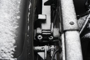 �������ó� ����Q500 14.8L LNG 560���� 6X4 ��ʿ��12�� ��ɫ ǣ����ͼƬ
