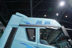 解放鹰腾 13.2L LNG 530马力 6X4 一汽解放12档 AMT自动档 牵引车 解放鹰腾 13.2L LNG 530马力 6X4 一汽解放12档 AMT自动档 牵引车