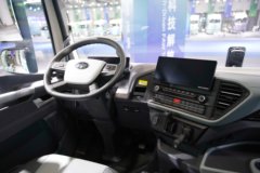 解放鹰腾 13.2L LNG 530马力 6X4 一汽解放12档 AMT自动档 牵引车 解放鹰腾 13.2L LNG 530马力 6X4 一汽解放12档 AMT自动档 牵引车