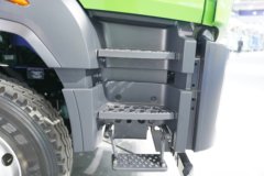 解放鹰拓 7.8L柴油 350马力 8X4 一汽解放10档 5.6米自卸车