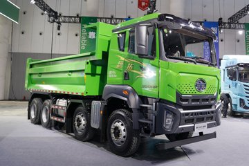 解放鹰拓 7.8L柴油 350马力 8X4 一汽解放10档 5.6米自卸车