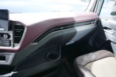 解放鹰拓 7.8L柴油 350马力 8X4 一汽解放10档 5.6米自卸车