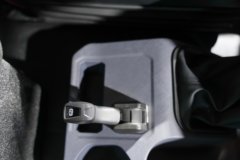 解放鹰拓 7.8L柴油 350马力 8X4 一汽解放10档 5.6米自卸车